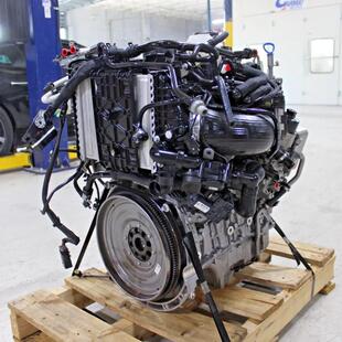GLA250 GLA45 M133 适用奔驰E300 AMG E350 2.0T 发动机总成 E320