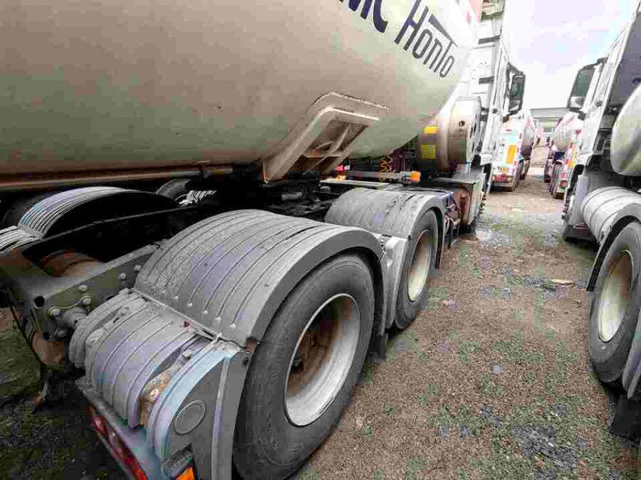 4月16日上饶市赣EC3012集瑞联合牌重型半挂牵引车一辆网络拍卖公告