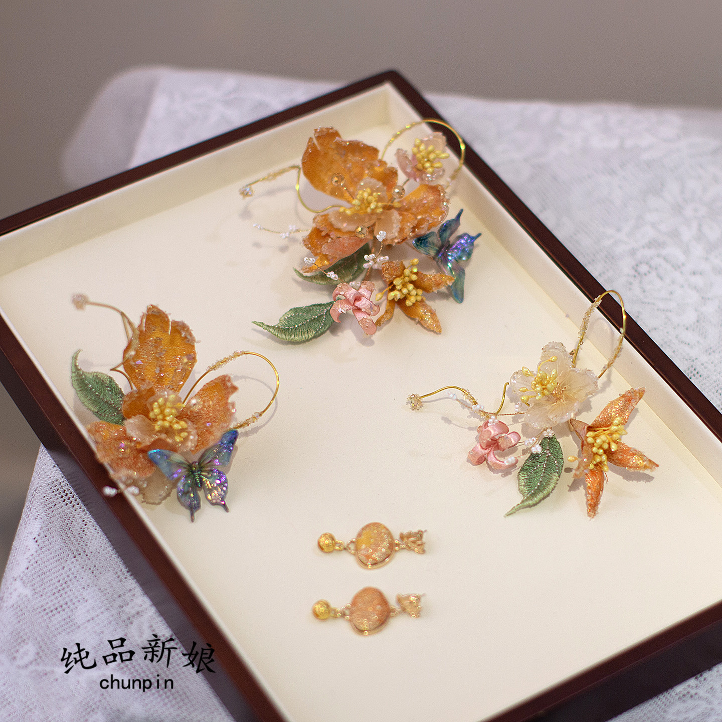 小众新款新中式新娘头饰仿真花晨袍边夹发饰龙凤褂秀禾服造型配饰