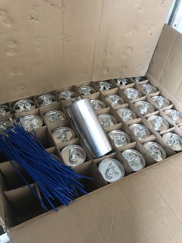 亚明电容JLC 30UF/540V/105℃触发器30UF启动电容1000W金卤灯