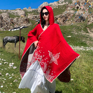 民族风带帽披肩斗篷女川西北旅游拍照红色加厚披风云南御寒外套