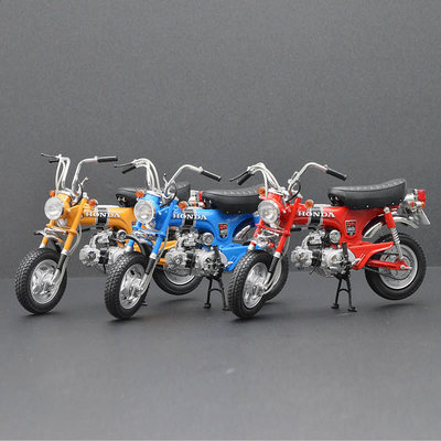 EBBRO 1:10 本田长颈鹿HONDA DAX ST50 1969 合金摩托车模型