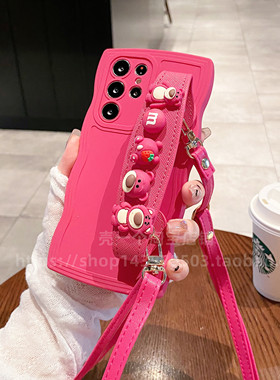 适用三星s26ultra手机壳s25ultra新款s24草莓熊s23plus手腕带s22+s25plus网红ins保护套女款高级潮斜跨绳软壳