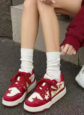 芭笛尔2026春季新款红色板鞋女系带平底百搭休闲运动鞋女鞋40490