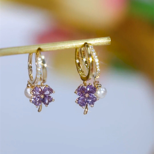 紫色四叶花珍珠耳扣耳环女简约设计感网红百搭耳饰2023新款时尚潮