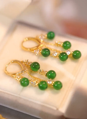 绿色五颗珠珠流苏耳扣耳环女防丢设计感网红百搭耳饰2022新款防敏