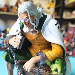 现货包邮 海贼航海造型雷利红发香克斯 现货手办公仔玩偶模型