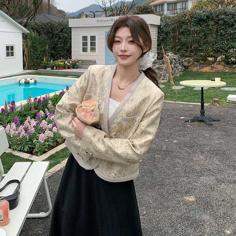 轻奢风香槟色连衣裙女2025春季新款气质高级感休闲长袖裙子