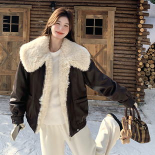 美式复古风羊羔毛领PU皮短款羽绒服女加厚保暖外套
