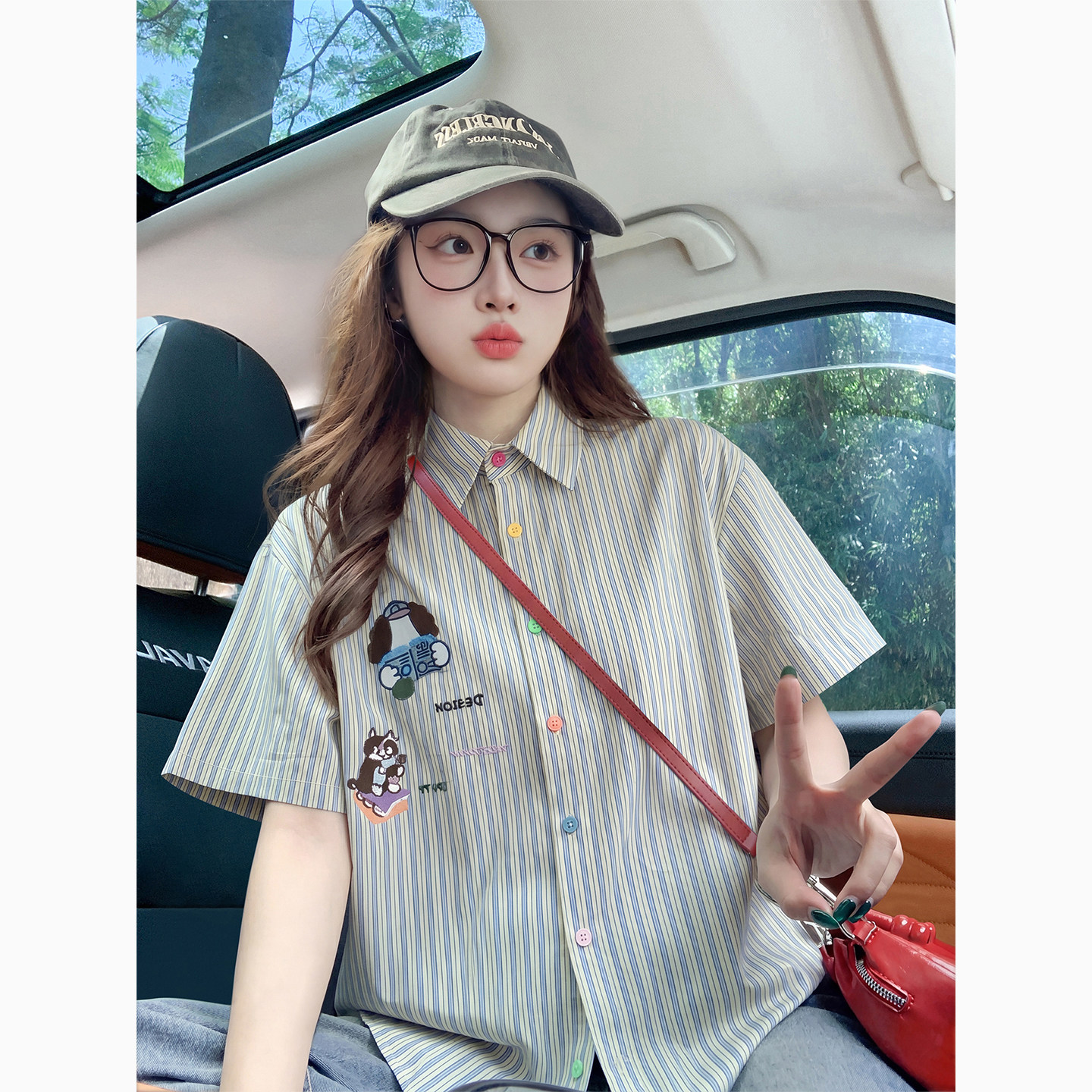 美式条纹短袖衬衫女夏季2026新款慵懒学院风小个子宽松刺绣上衣女图片