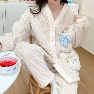 月子服冬季产后12月份哺乳珊瑚绒加厚家居服怀孕期孕妇睡衣秋冬款