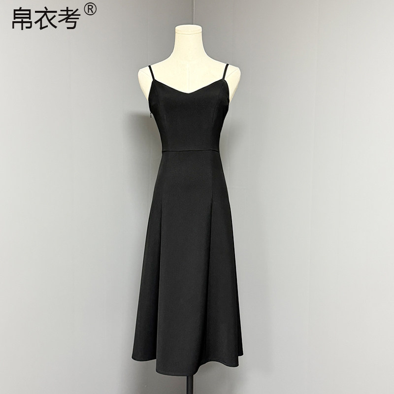 法式吊带裙2025秋季新款修身显瘦性感黑色中长款连衣裙女优雅精致