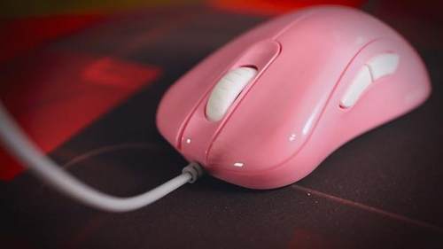 zowie卓威白色粉色电竞游戏鼠标