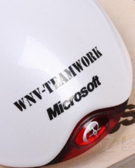 微软IE3.0 WNV战队  白色特别版 木盒限量款 游戏鼠标 绝版收藏
