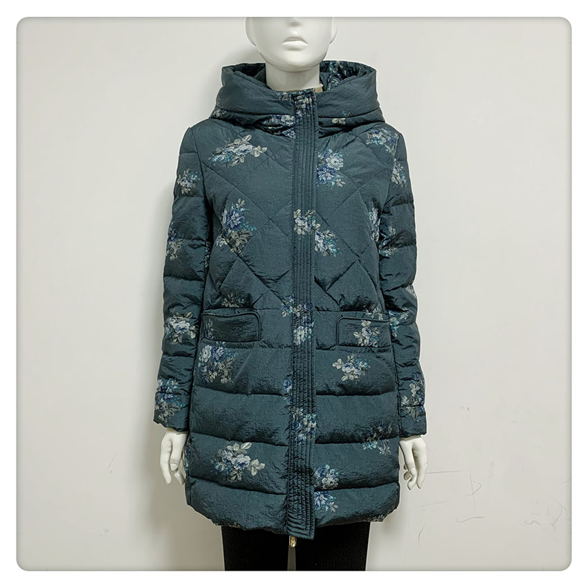 【闭店清仓】，234824福太太妈妈穿直筒大版型带帽羽绒服印花面料