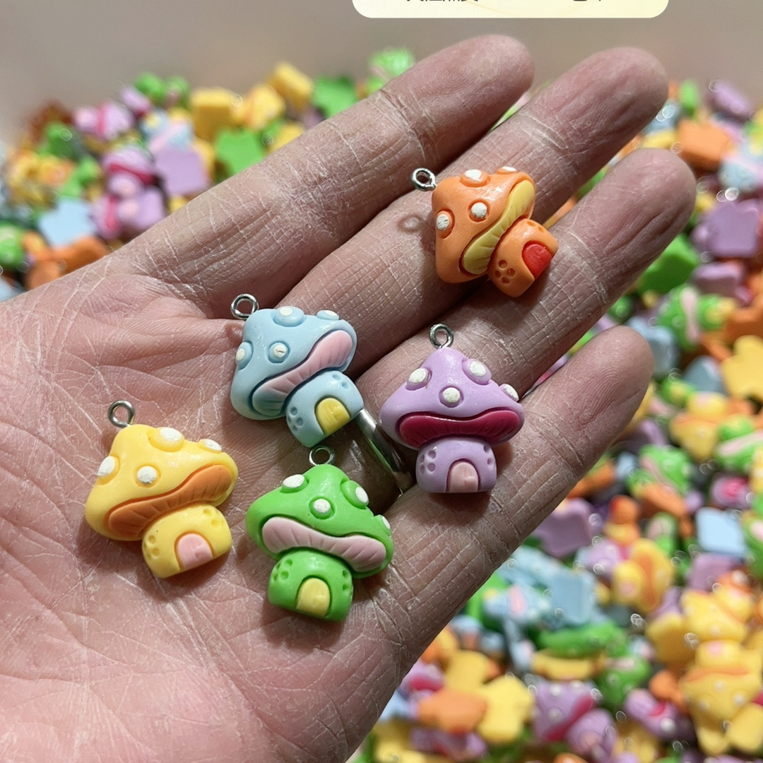 满30包邮100克蘑菇贴片挂件有点粘手,饰品/流行首饰/时尚饰品新,其他DIY饰品配件,淘宝优惠券,粉丝福利购,淘宝优惠卷