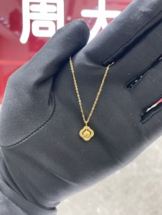 周大福代购 旋转四叶草猫眼转运珠足金黄金项链克减80计价F233982