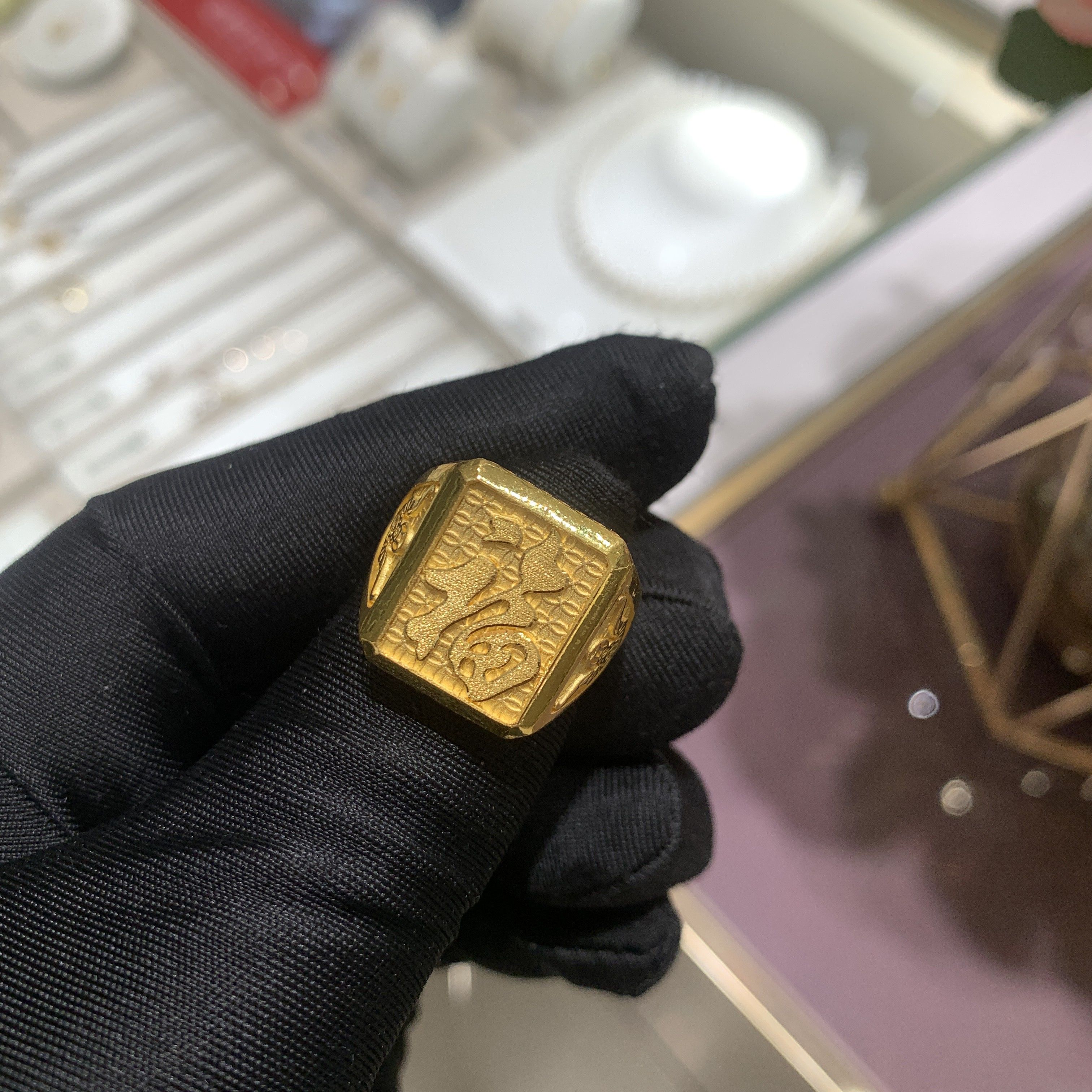 周大福代购  新款男士福字实心足金黄金活口戒指  克减80 f220016