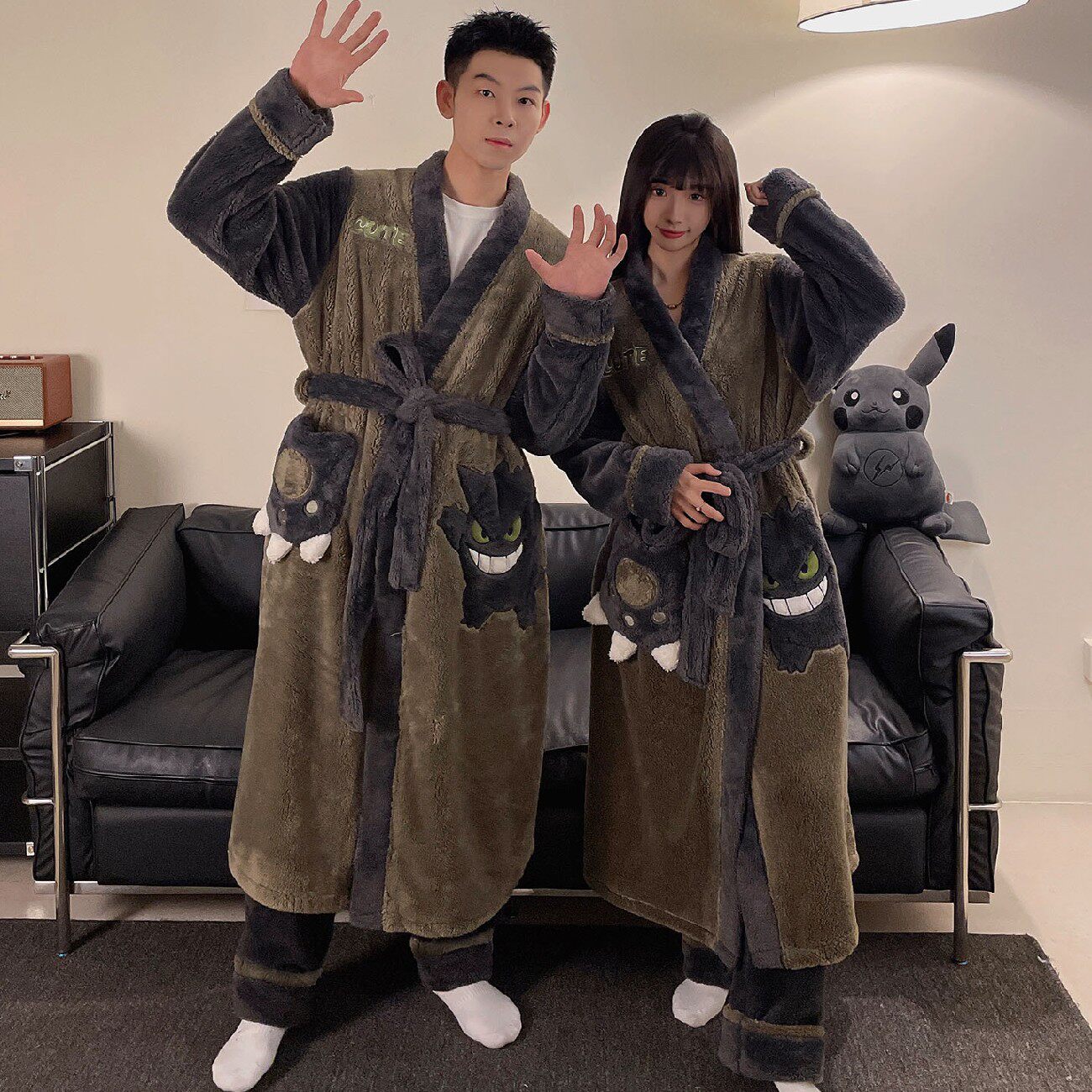 秋冬新款卡通睡衣情侣珊瑚绒加厚浴袍带裤子和服两件套两件套男女