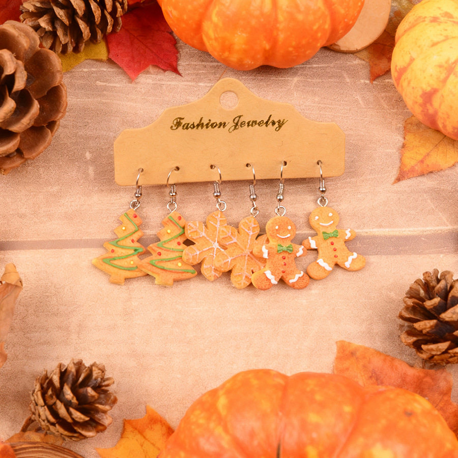 跨境圣诞饼干雪花圣诞树姜饼人耳环套装可爱树脂配件食玩节日礼物