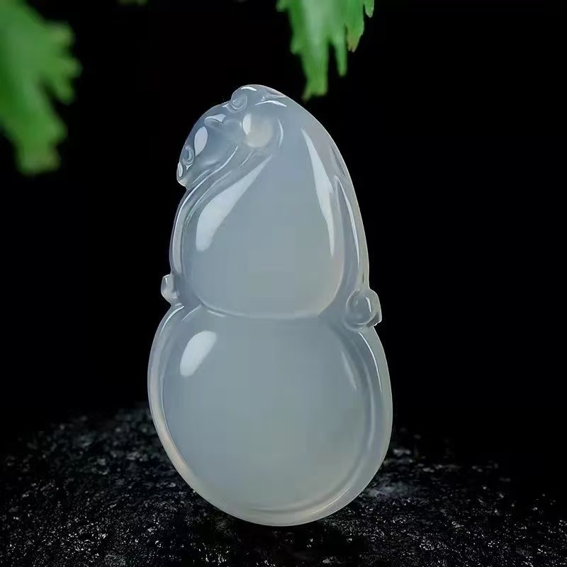 天然白玛瑙玉髓葫芦吊坠男女款福禄葫芦挂件时尚百搭