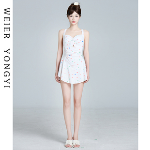 泳衣女高级感2025新款 遮肚显瘦温泉度假 女士绝美彩色波点连体裙式