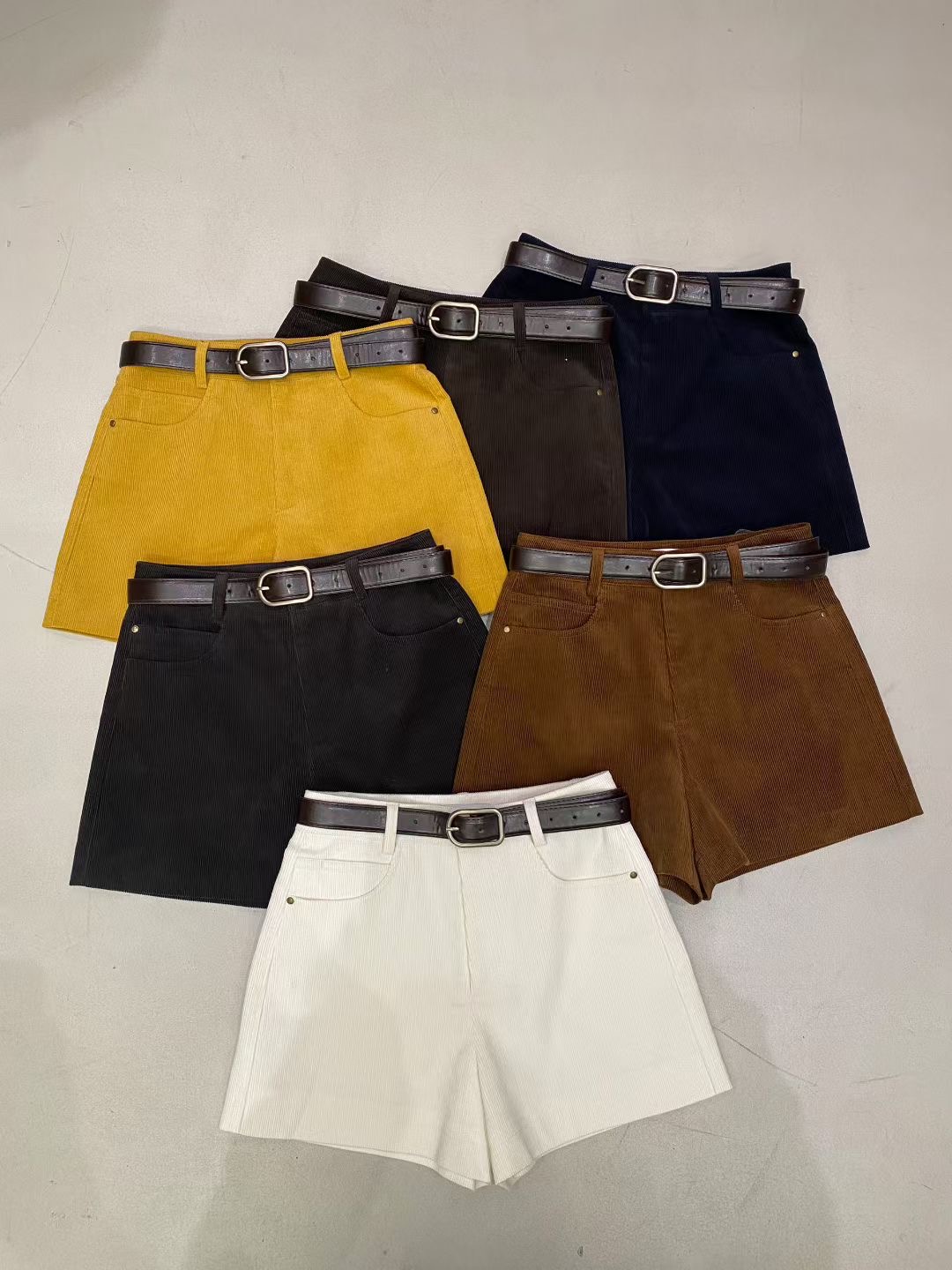 lafalian灯芯绒卷边牛仔裤短裤秋季2025百搭显瘦A字阔腿热裤8815#