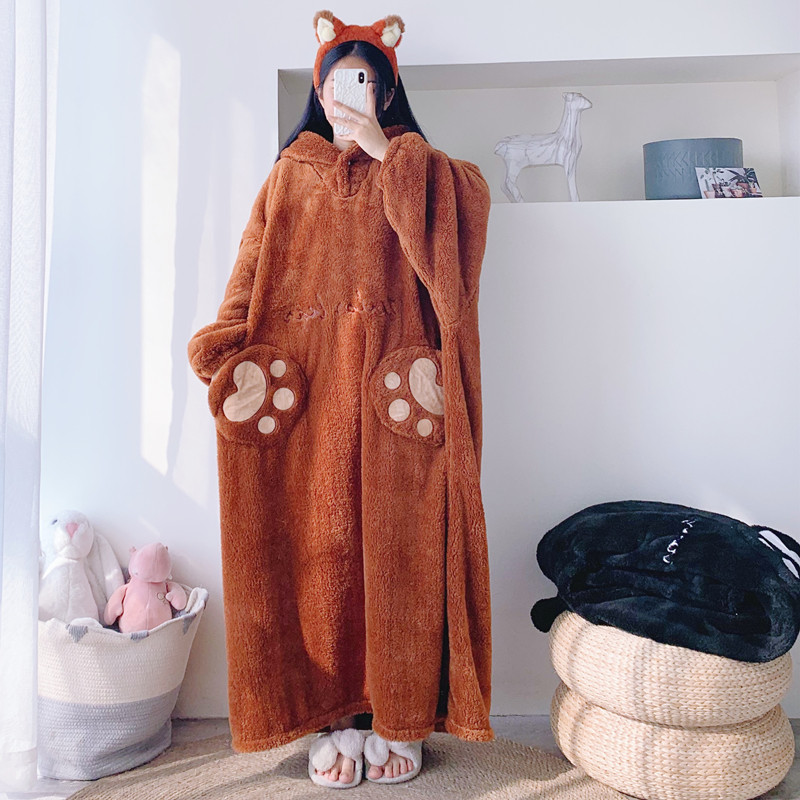 刺绣连帽刺绣法兰绒加长睡裙加大码超长孕妇冬季胖MM家居保暖睡袍