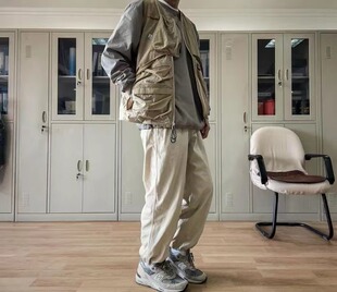 COMFY OUTDOOR 日系CMF户外机能洗水褶皱多口袋宽松工装休闲裤