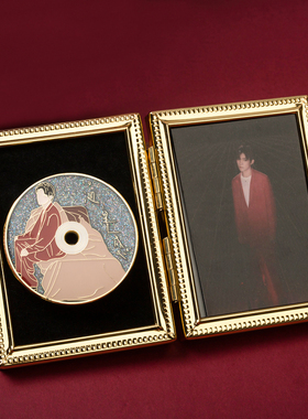 易烊千玺周边温差感金属徽章送女生礼物包挂件tfboys专辑同款手办