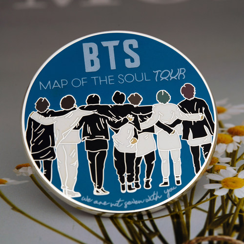 BTS防弹少年团心灵之旅徽章礼物