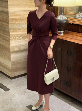 陌瑟MOSE【一眼沦陷】秋冬气质设计感系带收显瘦打底外穿赫本裙