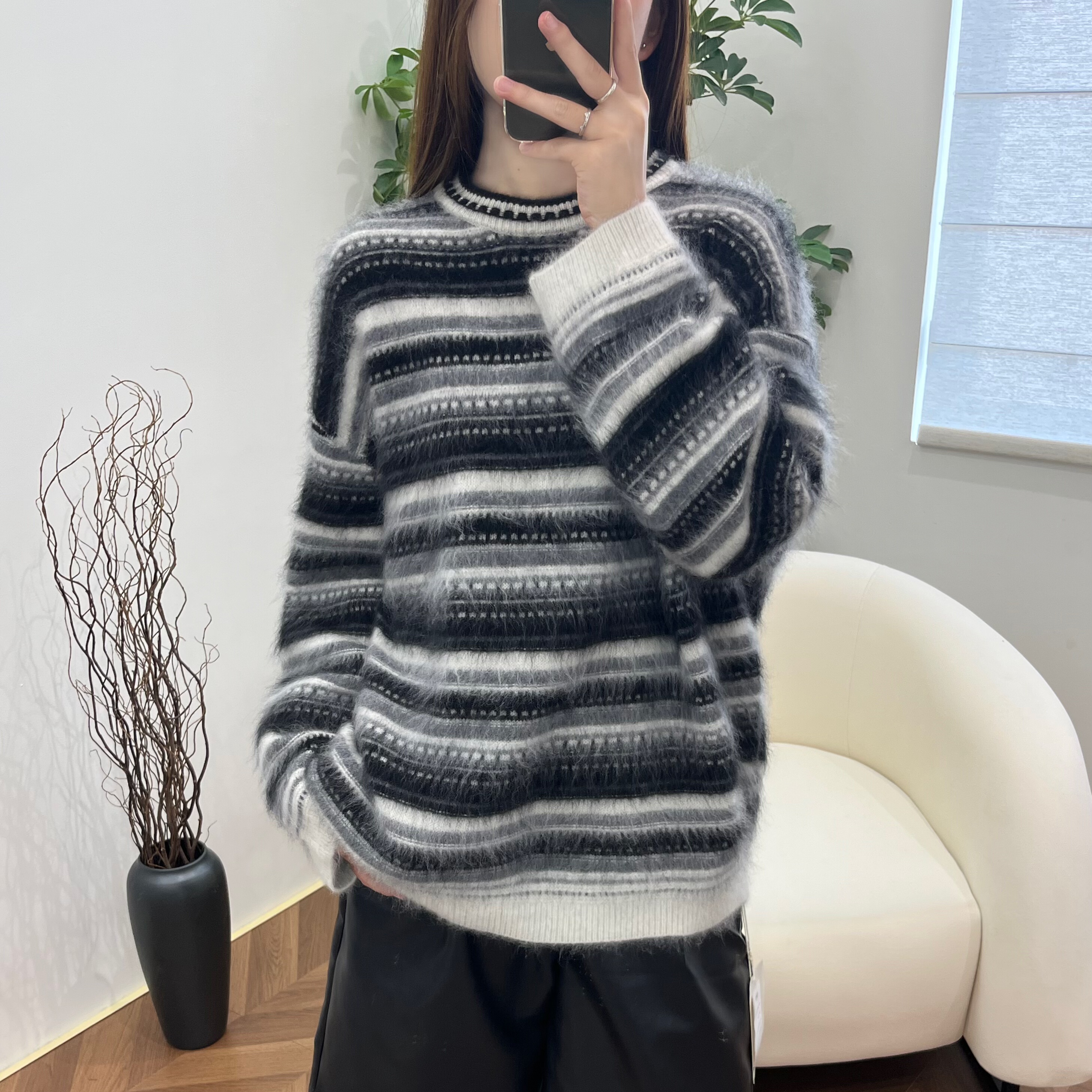 复古条纹圆领羊毛羊绒长袖毛衣