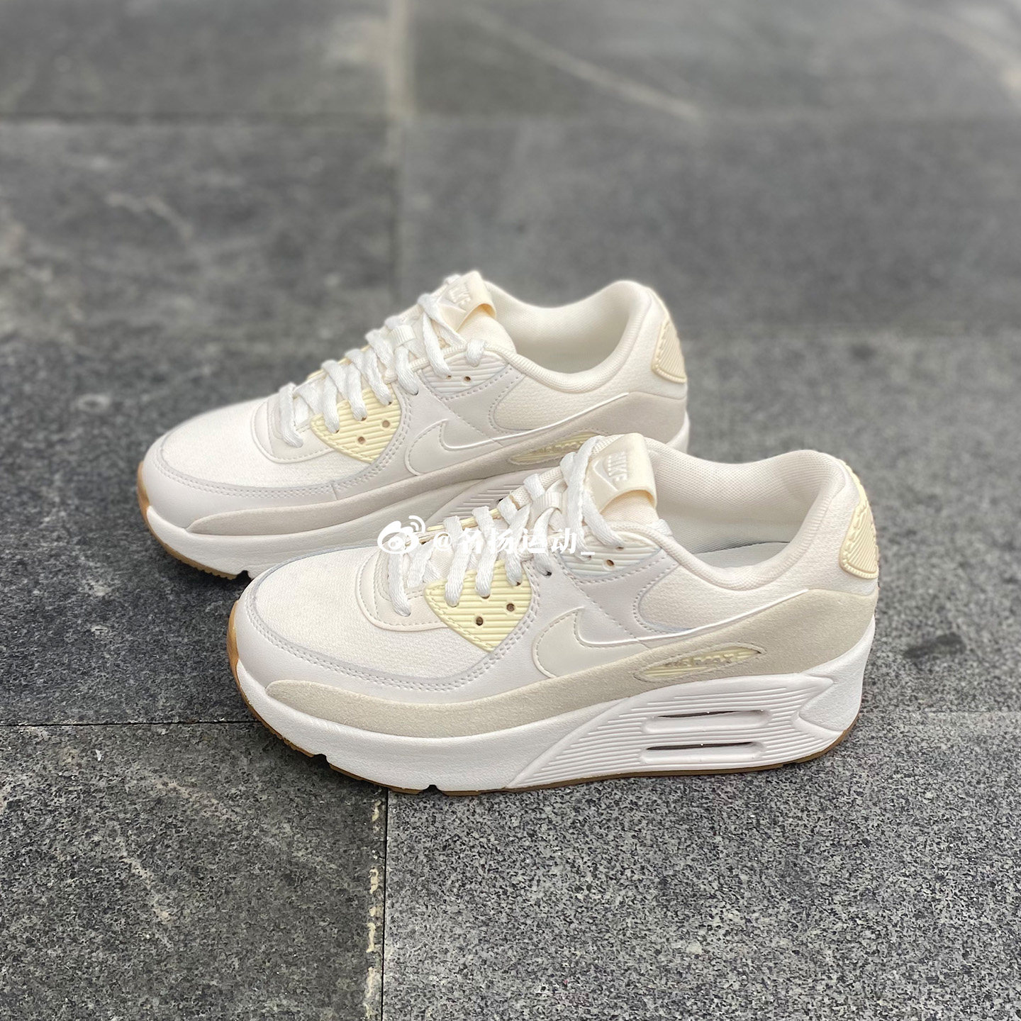Nike Air Max 90 女款气垫减震厚底增高休闲防滑运动鞋FD4328-100