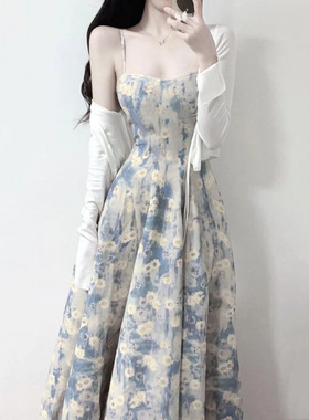 微胖法式浪漫印花系带收腰方领连衣裙2025夏季新款时尚裙子