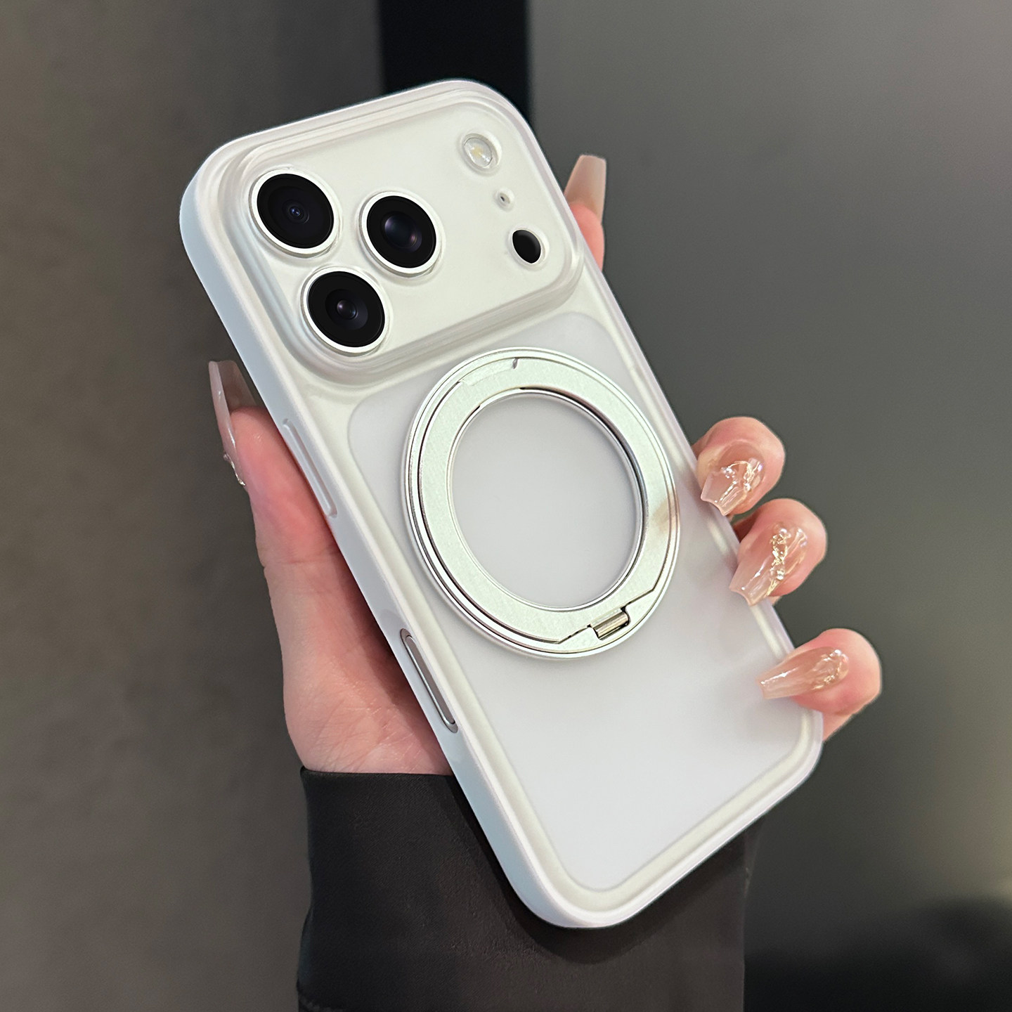 优思顿适用iPhone17pro手机壳带支架苹果17磨砂16磁吸充电15春天小清新16pro多巴胺女超薄散热17promax保护套