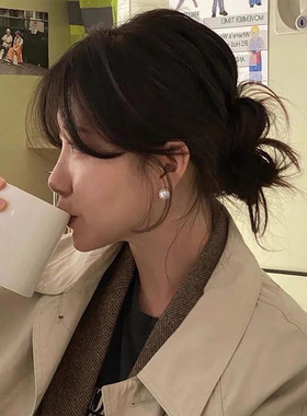 复古珍珠耳钉ins网红同款圆球贝母耳环法式优雅甜美百搭耳饰925银