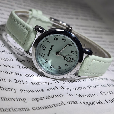 萌系夜光kt猫手表儿童女孩高颜值ins风多巴胺可爱学生考试小表盘