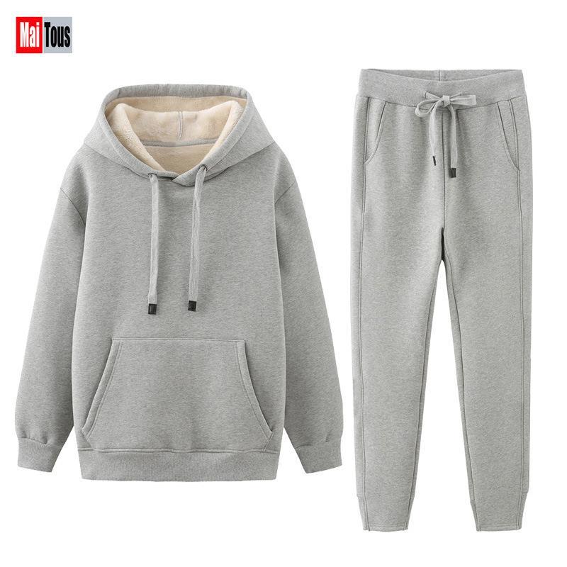 男装羊羔绒休闲套装套头连