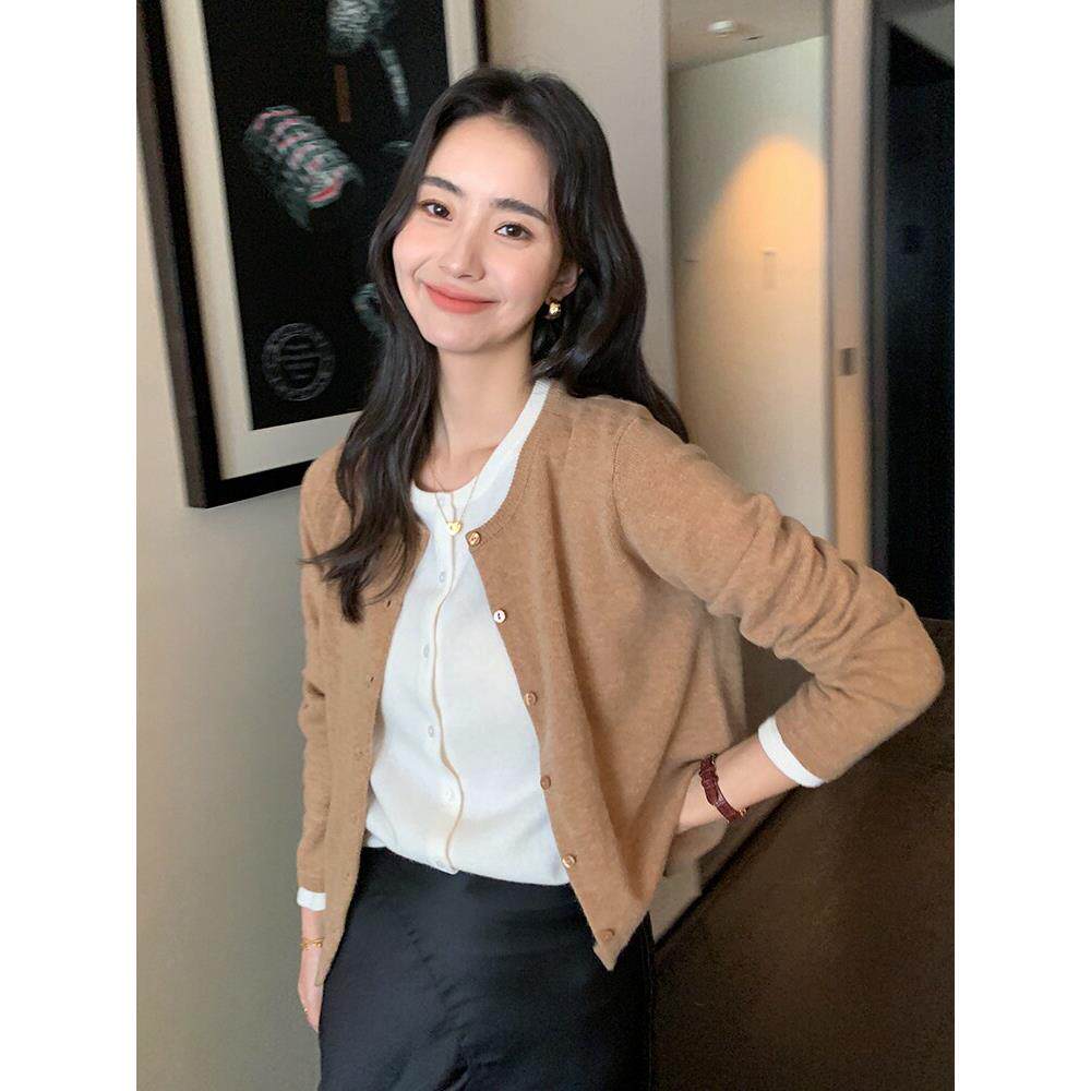 圆领羊绒开衫女士气质羊绒秋冬宽松毛衣短款上衣韩系针织叠穿外套
