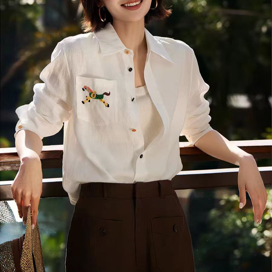 老钱风亚麻衬衫_彩虹单排扣小马口袋刺绣衬衣女春新款