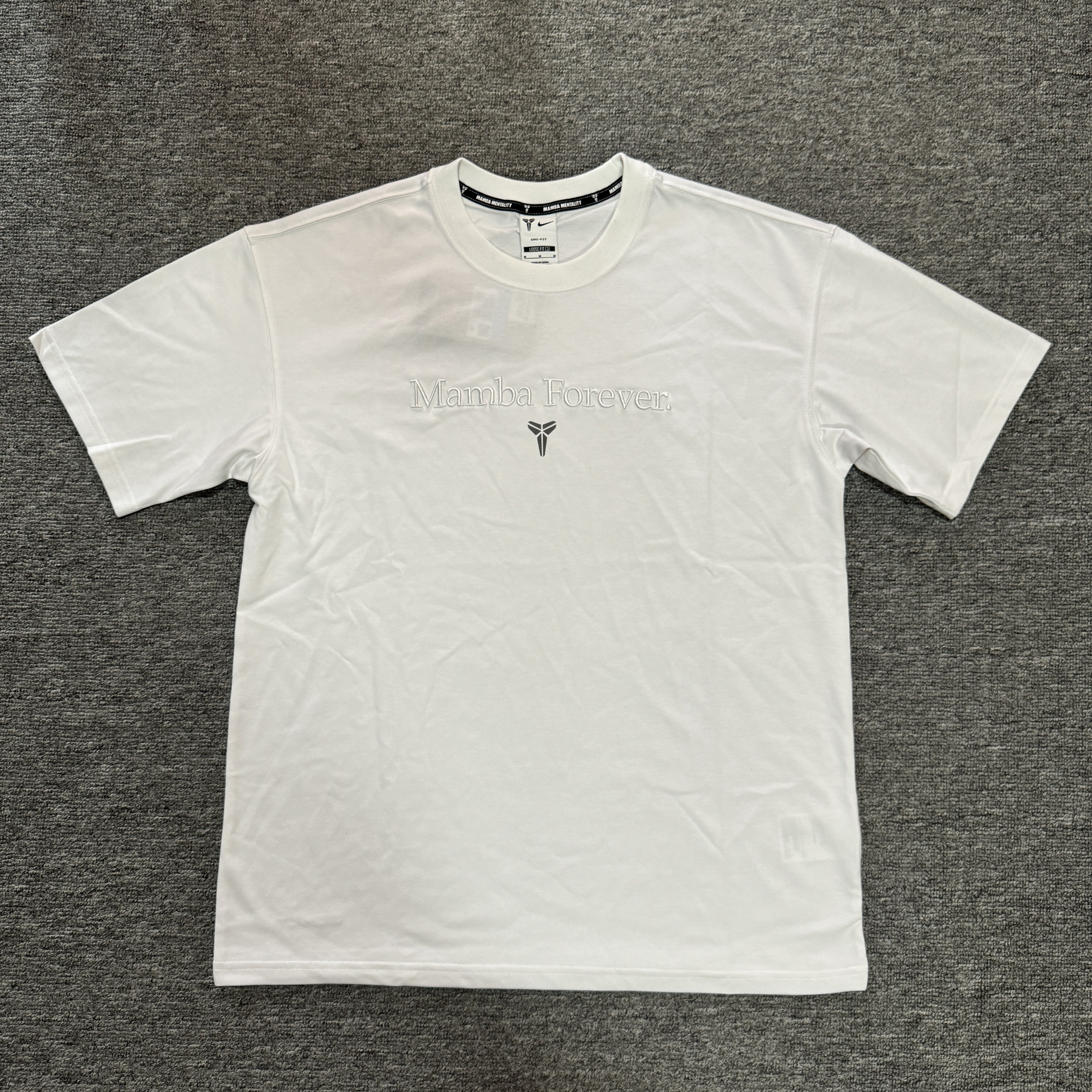 Nike/耐克 Dri-FIT 男子科比刺绣曼巴精神篮球运动短袖IM0319-100