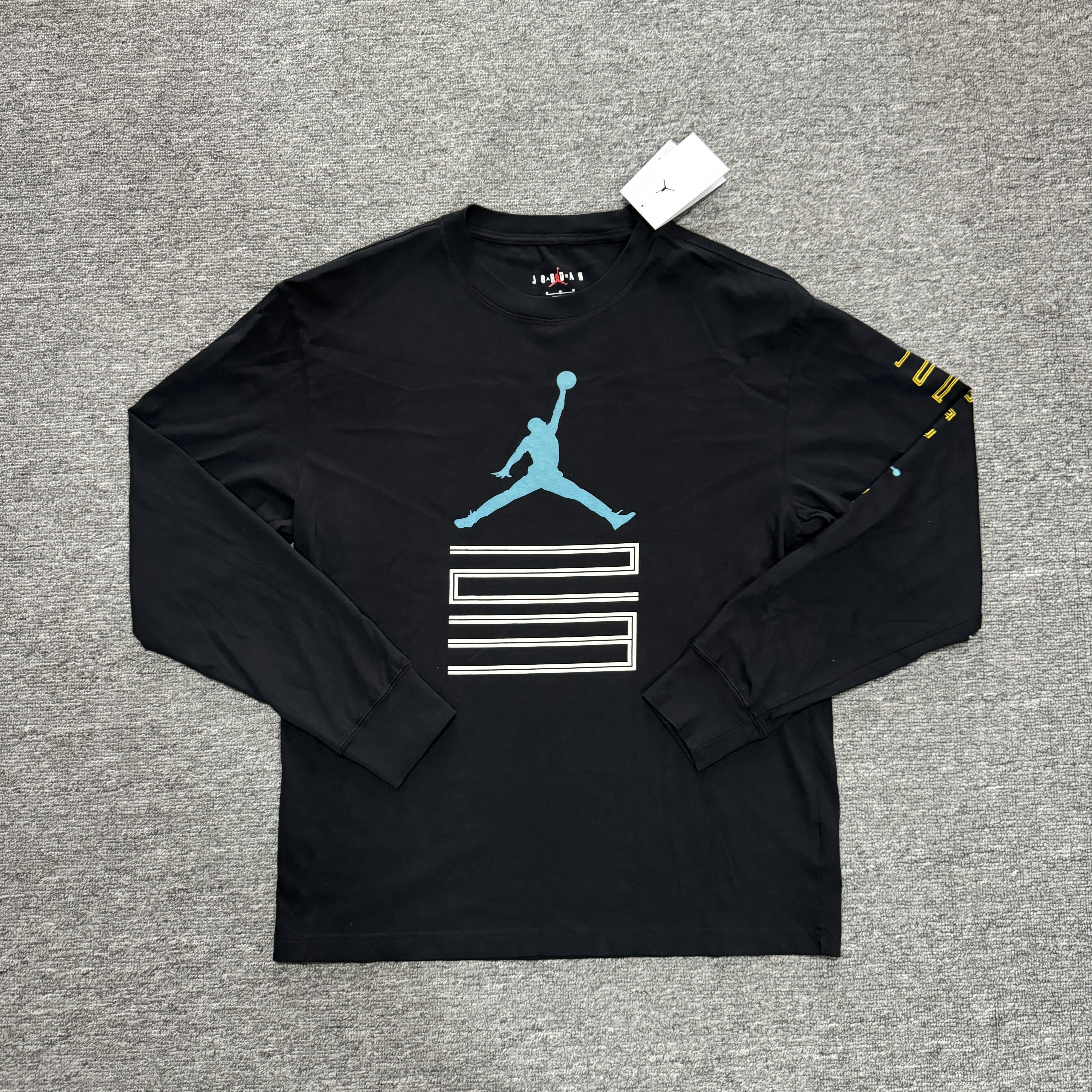 Nike/耐克 JORDAN飞人印花男子纯棉圆领长袖T恤套头衫IM6508-010图片