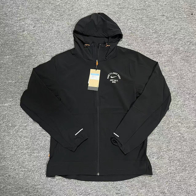 耐克男子梭织连帽跑步外套