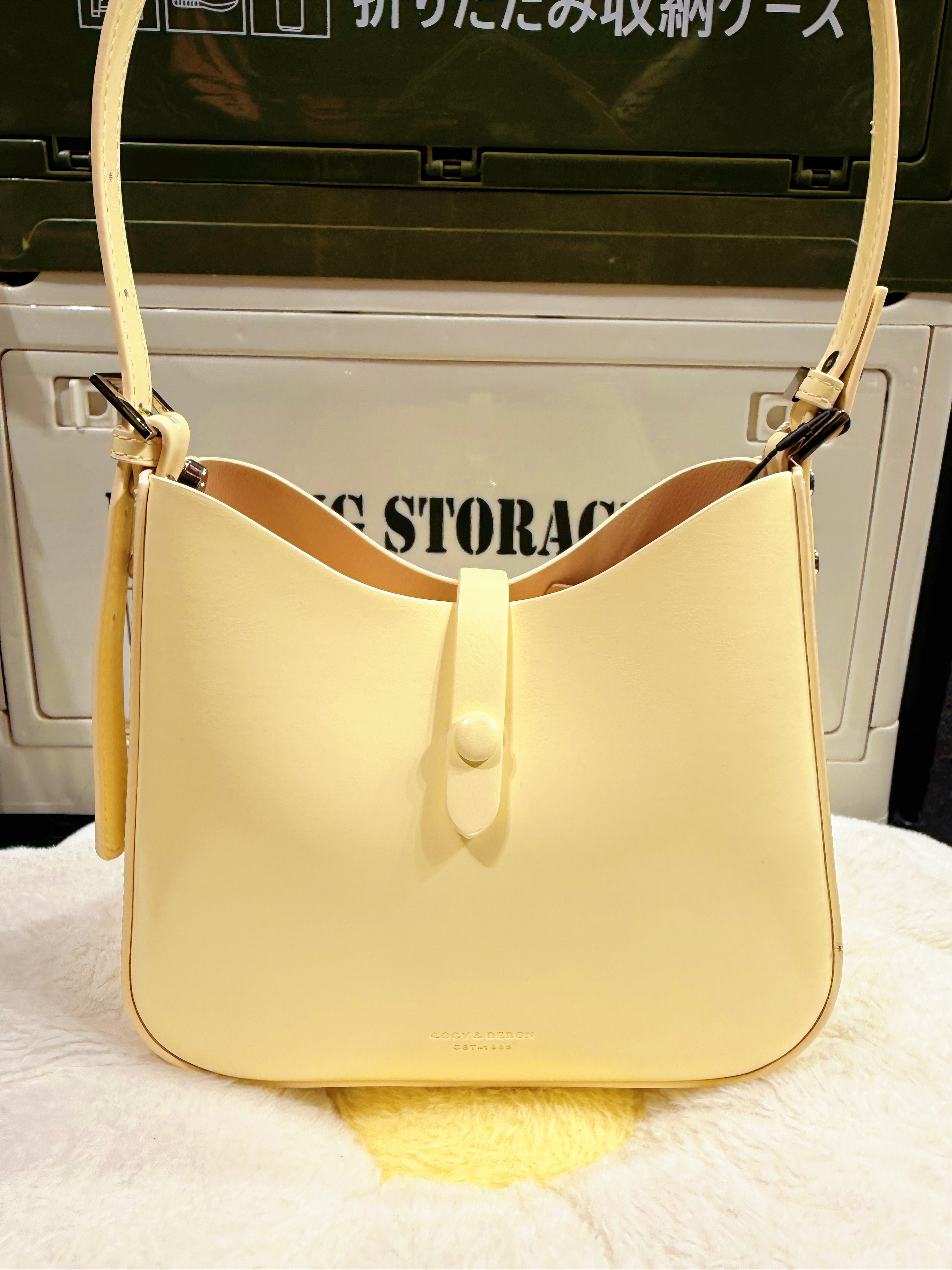 2026新款时尚手提百搭真皮油蜡皮高级感单肩斜挎休闲通勤女皮包