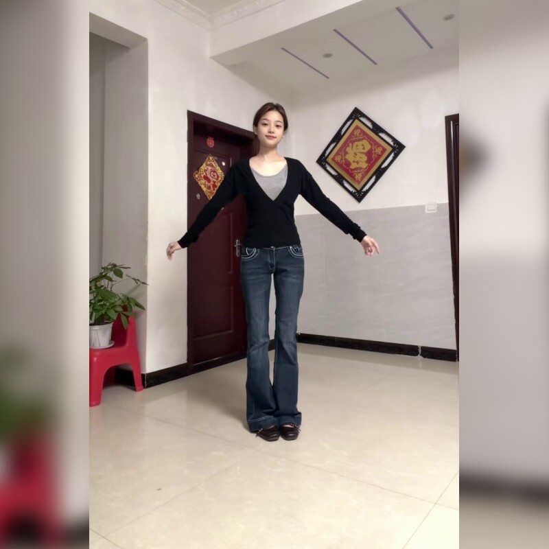 复古蓝低腰微喇显瘦百搭牛仔裤