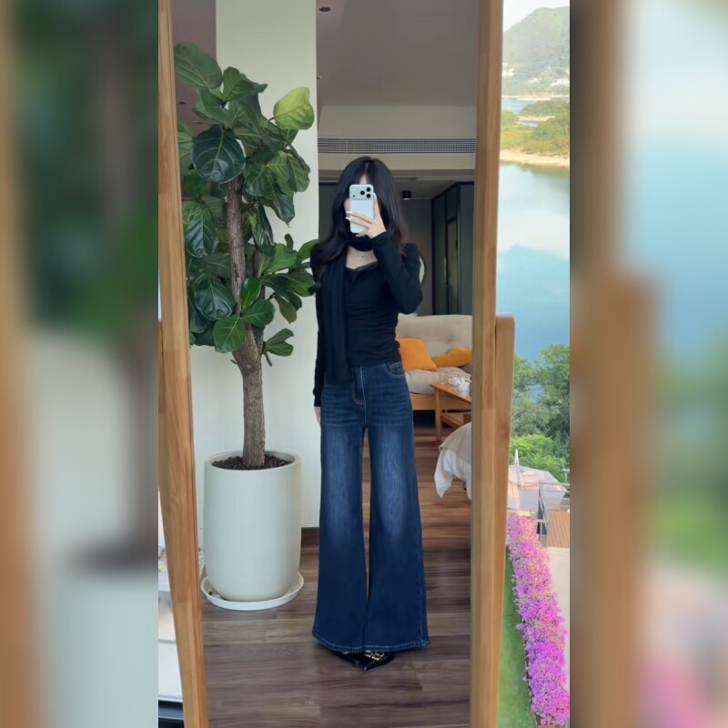 女士复古低腰微喇修身显瘦牛仔裤