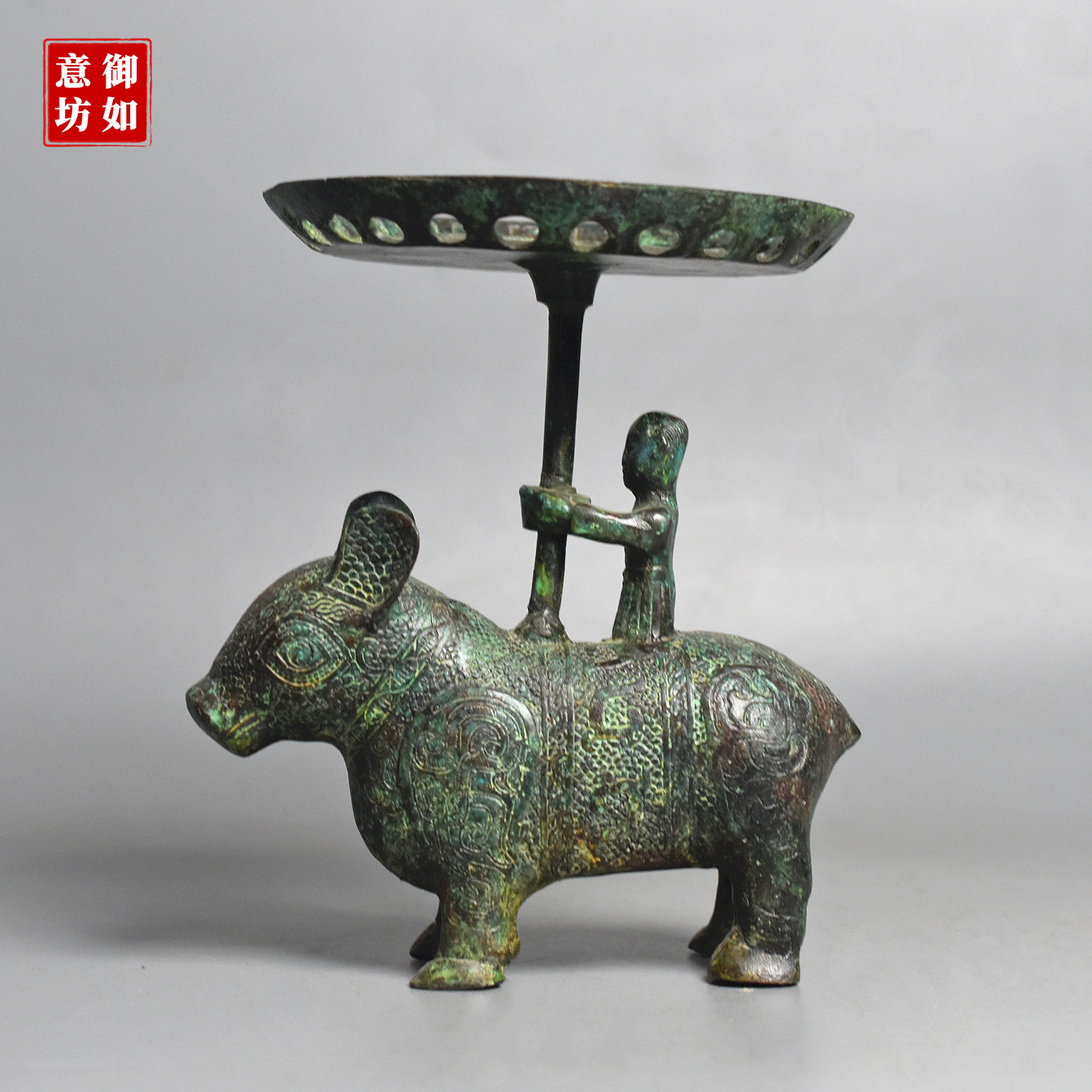 仿古青铜器牲立人举灯盘古玩收藏家居古典灯具纯铜摆件可放蜡烛