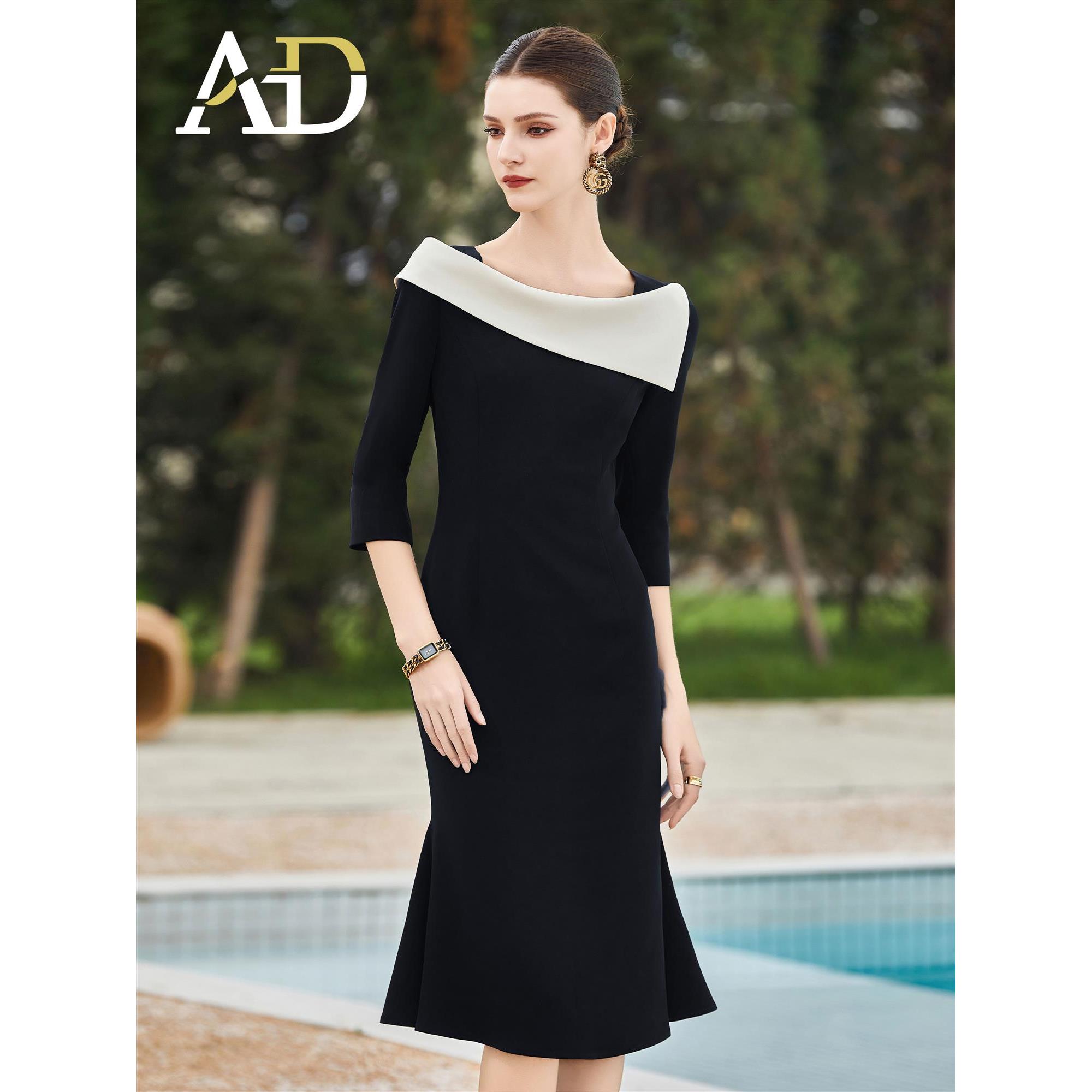 AD阔太太洋气高贵连衣裙女一字领法式赫本风小黑裙修身包臀鱼尾裙
