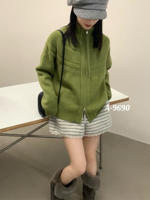 韩系时尚显瘦高领拼接木耳边设计感针织开衫女2025冬季新款毛衣潮